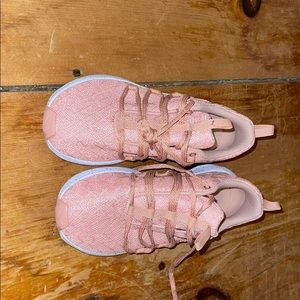Pink Puma size 8 sneakers. Never worn.